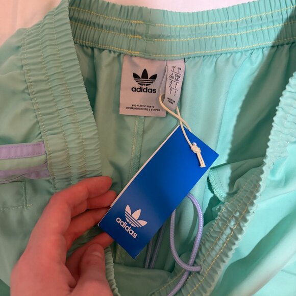 Adidas Originals Enjoy Summer Shorts & Raglan Tee Matching Set Colorblock - Picture 6 of 15